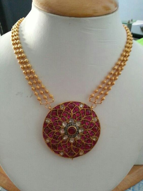 3 layers gold beads necklace with ruby pendant